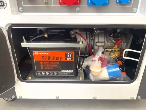 დიზელის გენერატორი 8.1 KW. 15HP